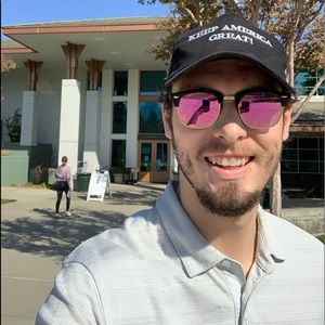 Meet your Posher, Caleb